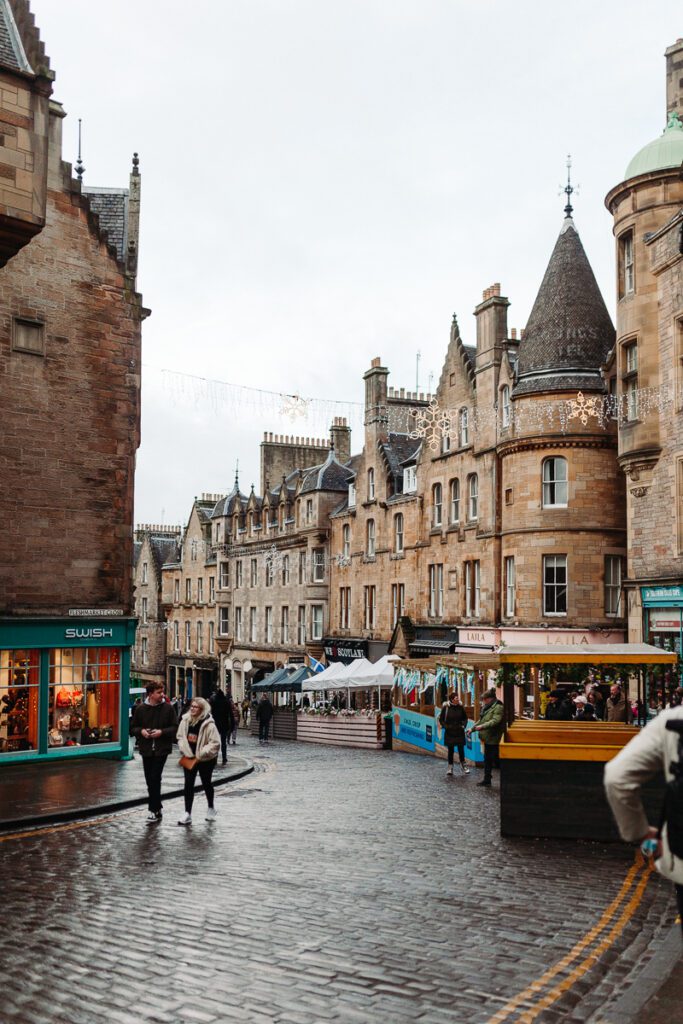 street in edinburgh scotland