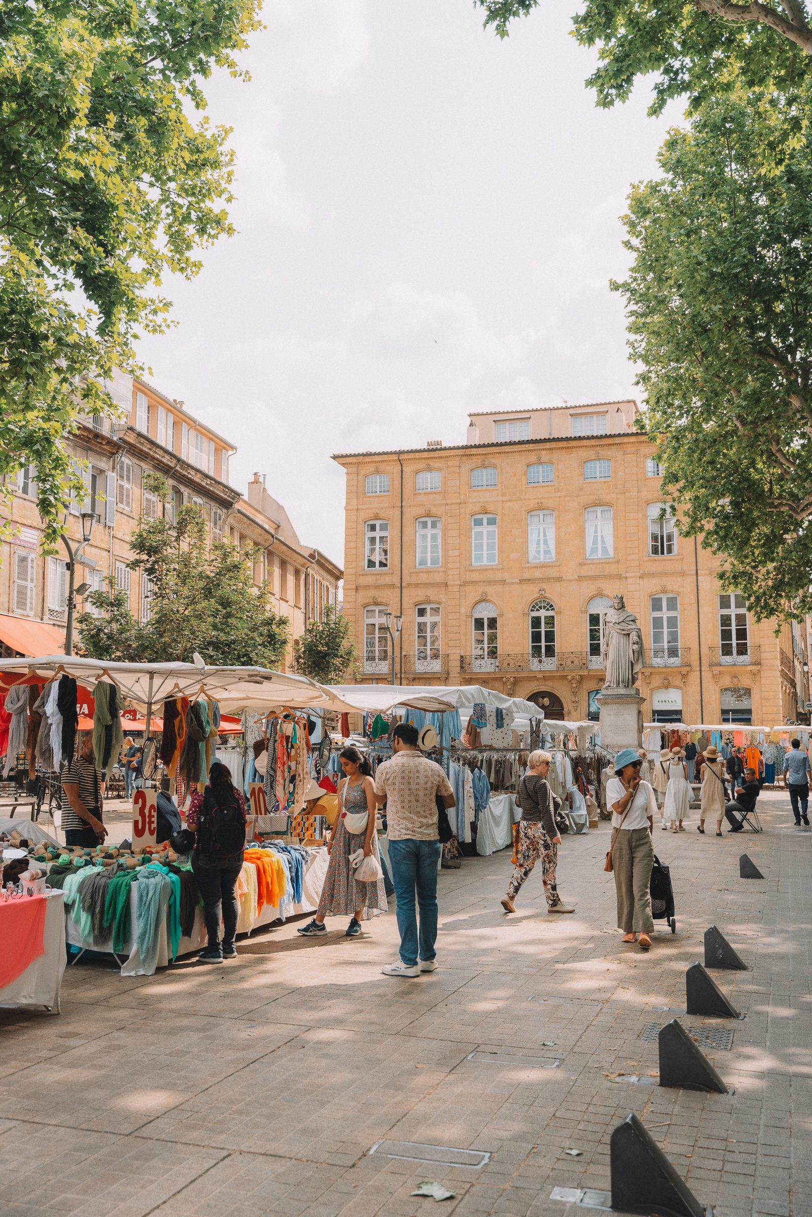 Cours Mirabeau market in Aix-en-Provence, France 10 day South of France itinerary