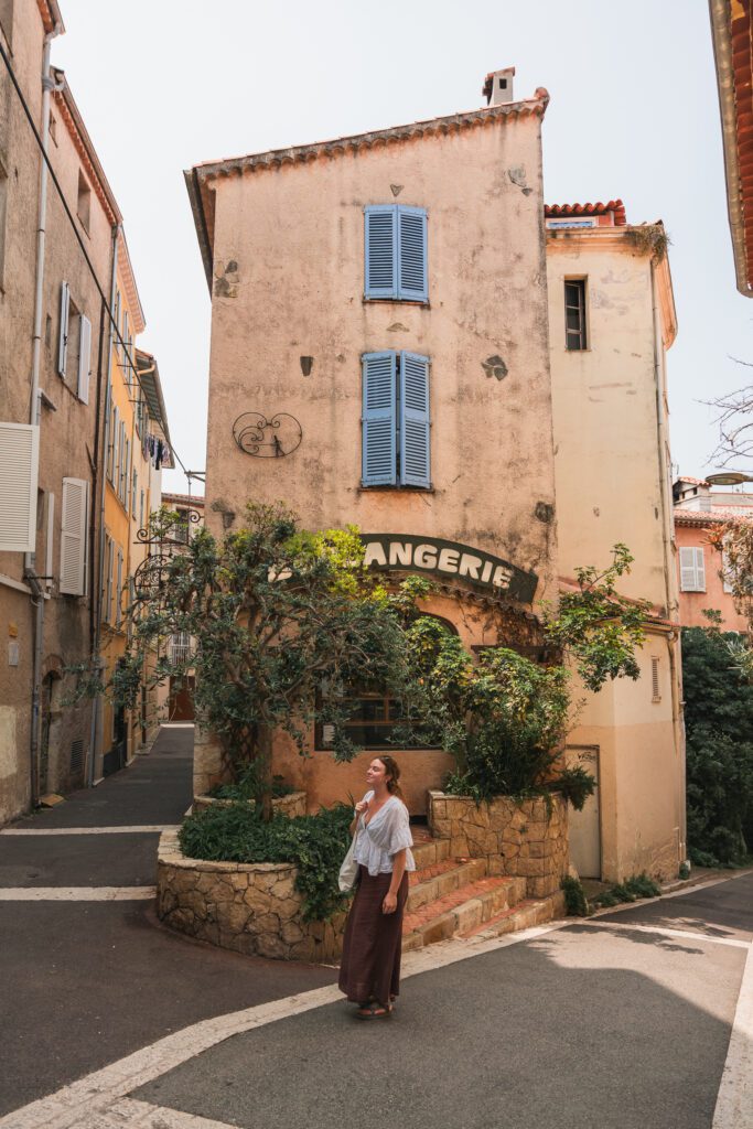 Boulangerie in Antibes, South of France itinerary
